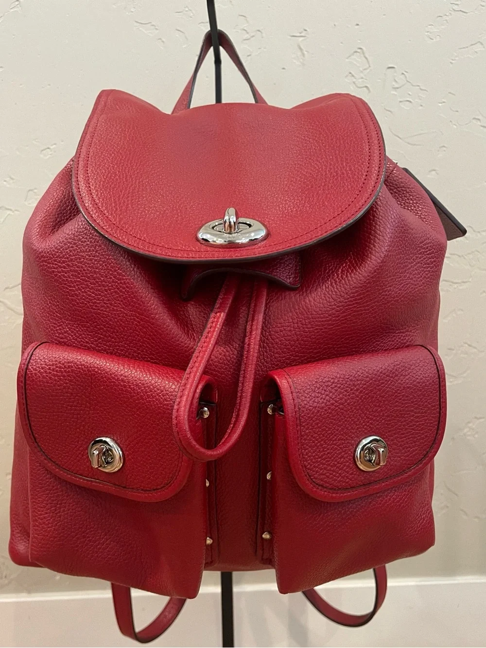 Coach EUC Red Pebble Leather Turnlock Backpack with stud pocket detail. ♥️ ❤️